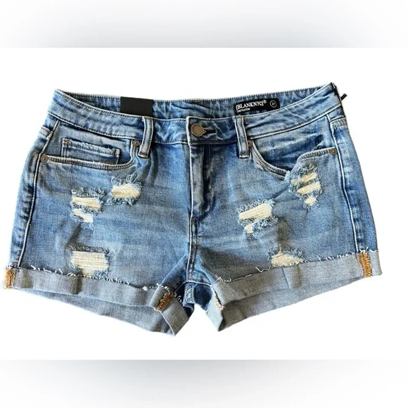 BLANCK NYC The Fulton Distressed Denim Rollup Short NWT Size 24,28,29,30 & 31 - Picture 2 of 3